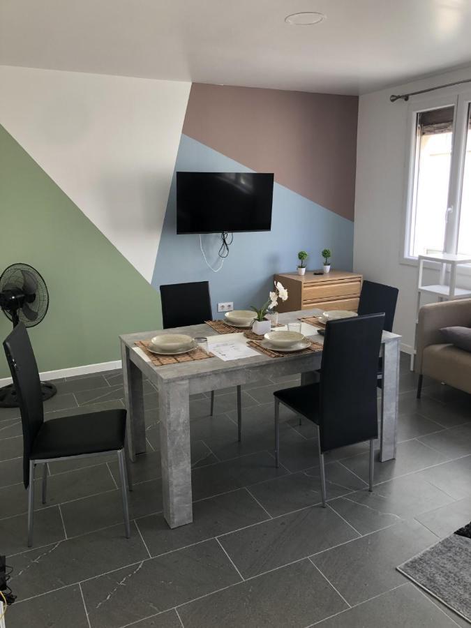 Bel Appartement Roses Plage Exterior photo